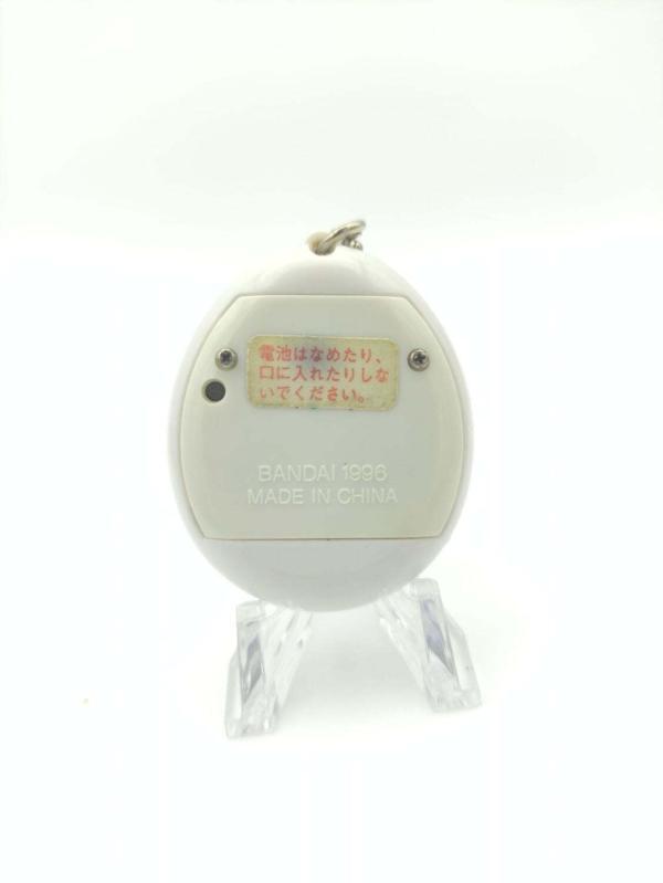 Tamagotchi Original P1/P2  White w/ blue Bandai 1997 Boutique-Tamagotchis 3