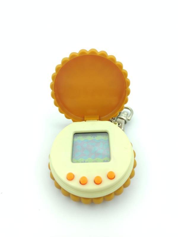 Pocket biscuit Virtual pet Toy NTV 1997 Cream electronic toy Boutique-Tamagotchis 2