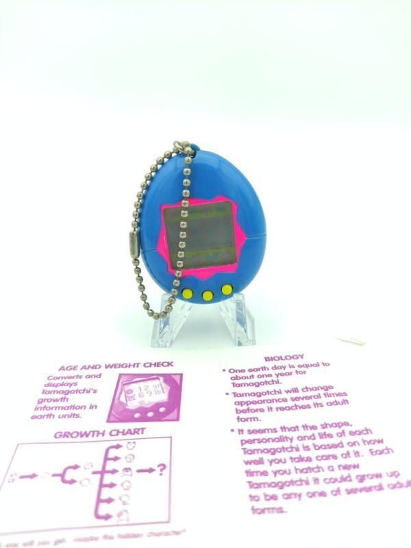 Tamagotchi Original P1/P2 Blue w/ pink Bandai 1997 English Boutique-Tamagotchis 2