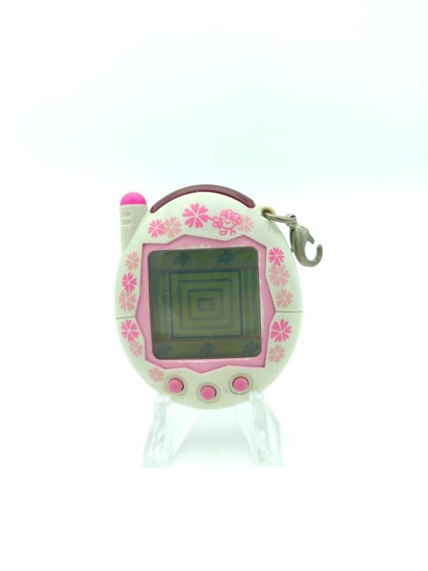 Tamagotchi Keitai Kaitsuu Tamagotchi Plus White Flower Bandai Boutique-Tamagotchis 2