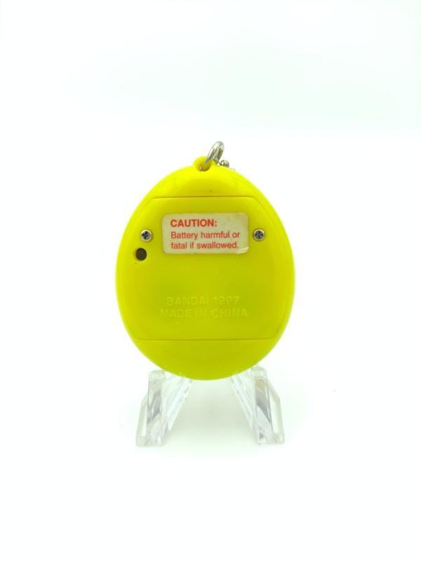 Tamagotchi Original P1/P2 Yellow w/ orange Bandai 1997 English Boutique-Tamagotchis 3