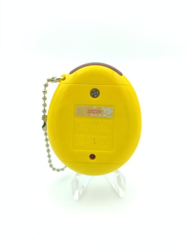 Tamagotchi Plus Connection Version 1 Yellow bandai Boutique-Tamagotchis 3 Tamagotchi Plus Connection Version 1 Yellow bandai Boutique-Tamagotchis 3