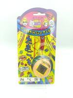 Tamagotchi Original P1/P2 Orange w/ yellow Bandai 1997 English Boutique-Tamagotchis 3