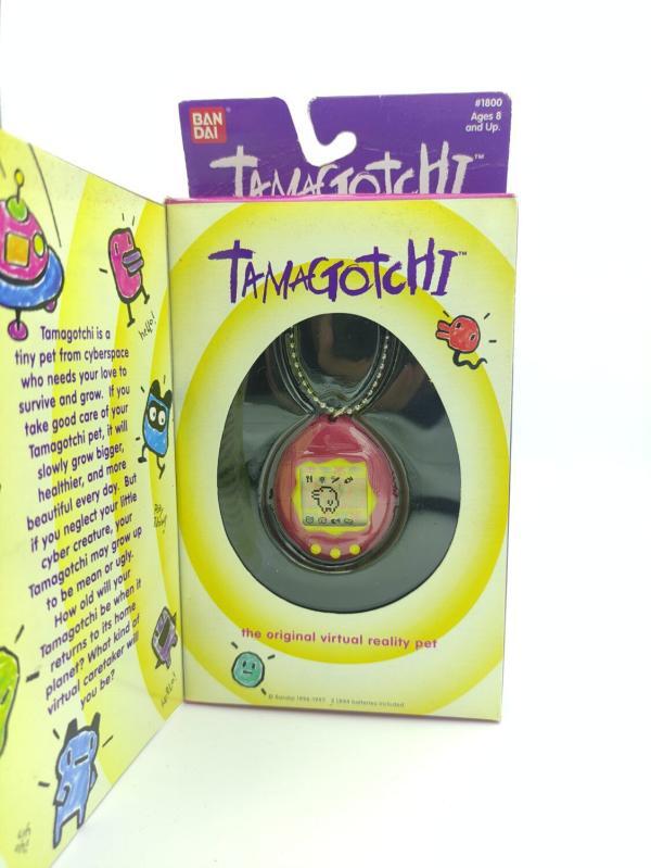 Tamagotchi Original P1/P2 Purple w/ yellow Original Bandai 1997 Boutique-Tamagotchis 2