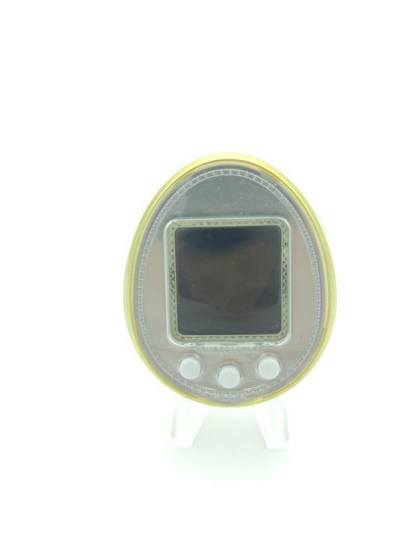 Bandai Tamagotchi 4U Color Classic White virtual pet Boutique-Tamagotchis 2
