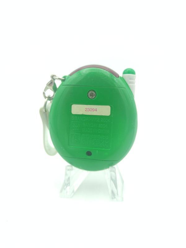 Tamagotchi Keitai Kaitsuu Tamagotchi Plus Hanerutchi White w/ green Boutique-Tamagotchis 3