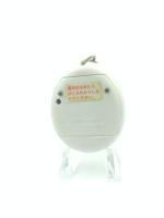 Tamagotchi Original P1/P2 White w/ spirals Bandai 1997 Virtual pet Boutique-Tamagotchis 4