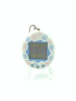 Tamagotchi Original P1/P2 White w/ spirals Bandai 1997 Virtual pet Boutique-Tamagotchis 3