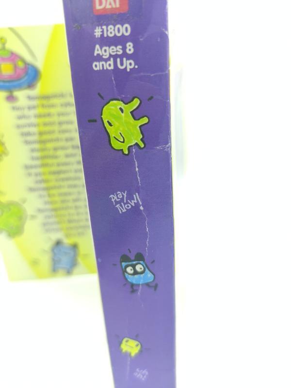 Tamagotchi Original P1/P2 Purple w/ blue Bandai 1997 English Boutique-Tamagotchis 4