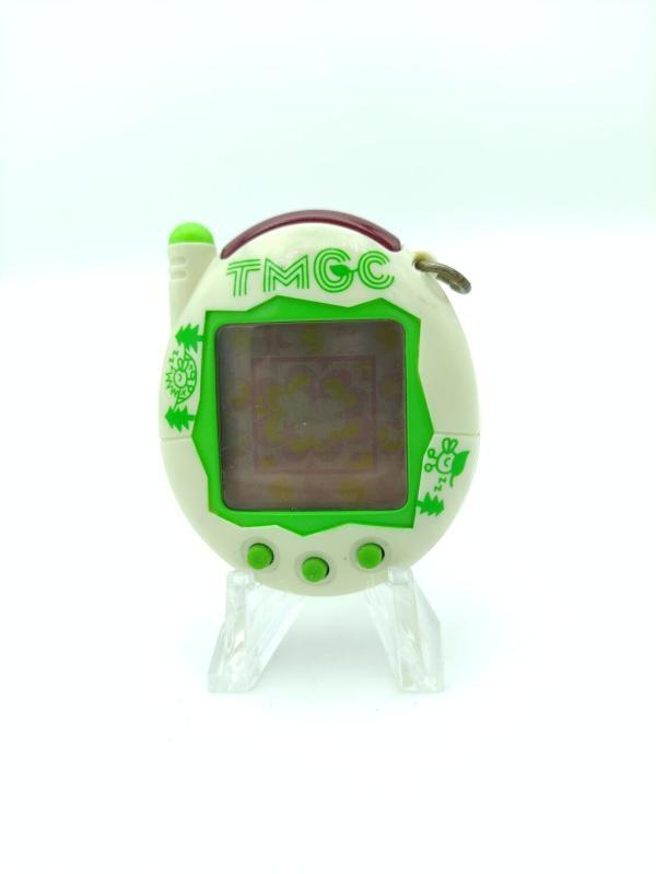 Tamagotchi Keitai Kaitsuu! Tamagotchi Plus Akai Natural White Bandai Boutique-Tamagotchis 2