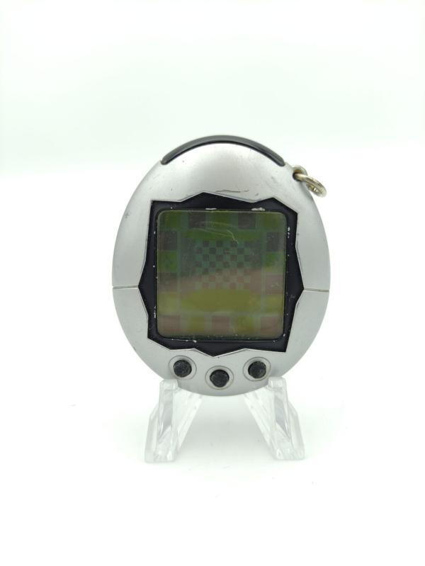 Tamagotchi Plus Connection Version 1 GLAY EXPO Silver  bandai Boutique-Tamagotchis 2