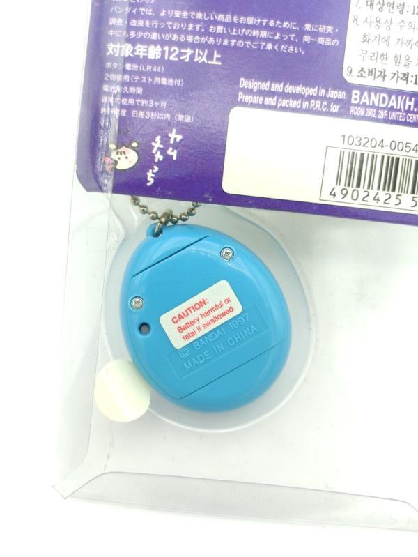 Tamagotchi Original P1/P2 Teal w/ yellow Bandai 1997 english Boutique-Tamagotchis 4