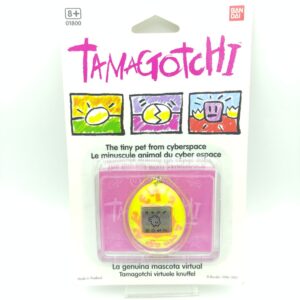 Tamagotchi Original P1/P2 Clear pink Bandai 1997 English Boutique-Tamagotchis 7