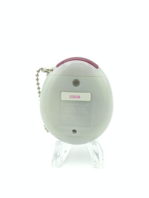 Tamagotchi Plus Connection Version 1 Clear white Heart bandai Boutique-Tamagotchis 3
