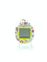 Tamagotchi Original P1/P2 1997 English Asian Design Singapore Boutique-Tamagotchis 4
