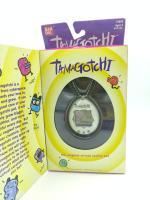 Tamagotchi Original P1/P2 White w/ grey Bandai 1997 English Boutique-Tamagotchis 3
