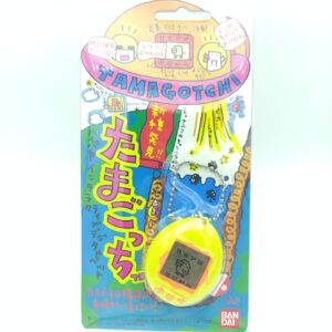 Tamagotchi Original P1/P2 Orange w/ yellow Bandai 1997 Japan Boutique-Tamagotchis 6