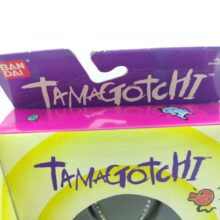 Tamagotchi Original P1/P2 Purple w/ pink Bandai 1997 Japan 2