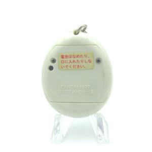 Tamagotchi Original P1/P2 White w/ spirals Bandai 1997 Virtual pet Boutique-Tamagotchis 2