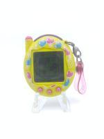 Tamagotchi Keitai Kaitsuu Tamagotchi Plus Toys R Us Yellow Bandai Boutique-Tamagotchis 3
