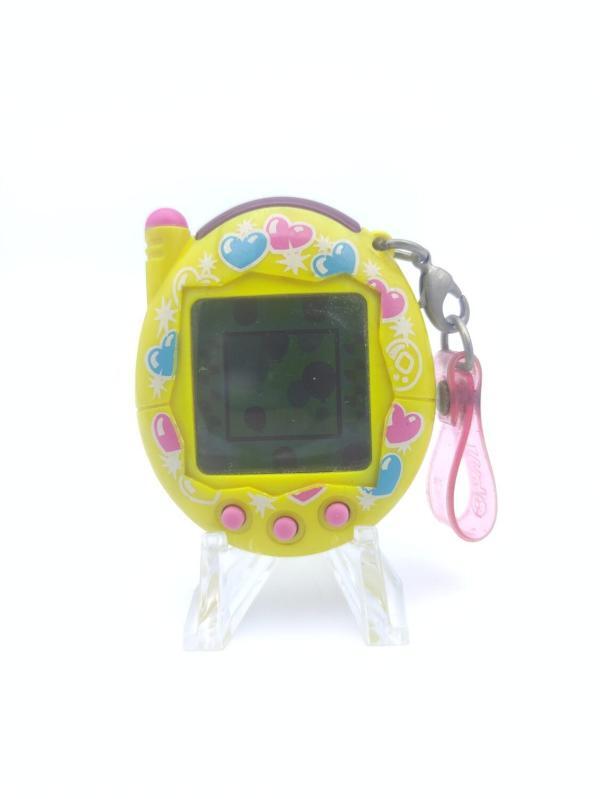 Tamagotchi Keitai Kaitsuu Tamagotchi Plus Toys R Us Yellow Bandai Boutique-Tamagotchis 2