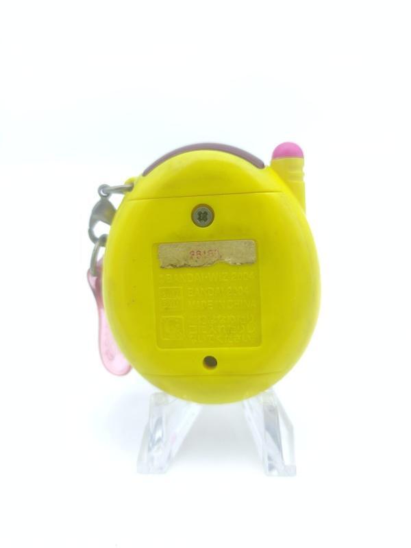 Tamagotchi Keitai Kaitsuu Tamagotchi Plus Toys R Us Yellow Bandai Boutique-Tamagotchis 3
