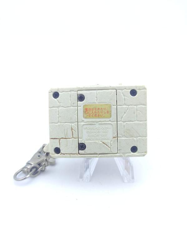 Digimon Digivice Digital Monster Ver 2 White with orange Bandai Boutique-Tamagotchis 3