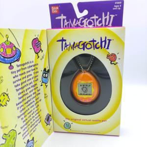 Tamagotchi Original P1/P2 Black w/ grey Bandai 1997 English Boutique-Tamagotchis 6