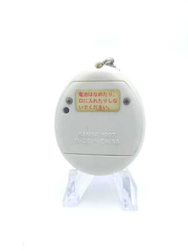 Tamagotchi Original P1/P2 White w/ spirals Bandai 1997 Virtual pet Boutique-Tamagotchis 3