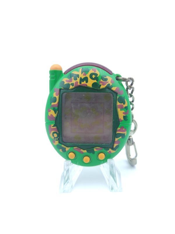 Tamagotchi Keitai Kaitsuu! Tamagotchi Plus Akai Camouflage Green Boutique-Tamagotchis 2