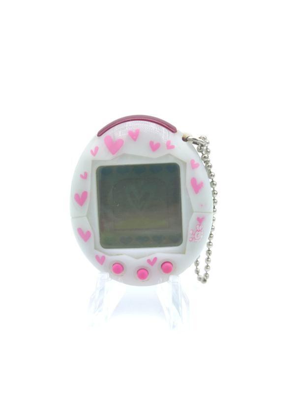 Tamagotchi Plus Connection Version 1 Clear white Heart bandai Boutique-Tamagotchis 2