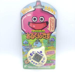 Dragon Quest Slime Virtual Pet Pedometer Arukundesu Enix White w/ blue Boutique-Tamagotchis