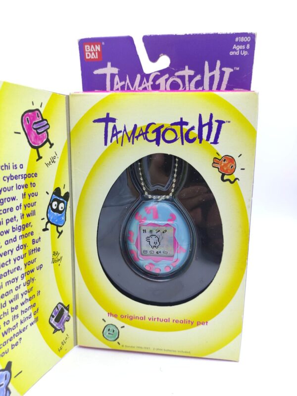 Tamagotchi Original P1/P2 light blue w/ pink Bandai 1997 English Boutique-Tamagotchis 2