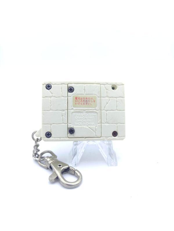 Digimon Digivice Digital Monster Ver 2 White with grey Bandai Boutique-Tamagotchis 3