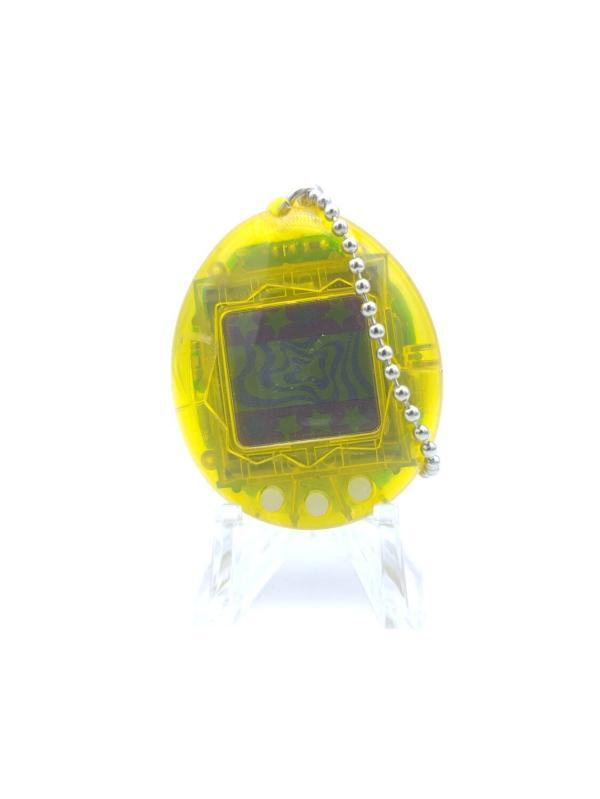 Tamagotchi Original P1/P2 Clear yellow Bandai 1997 Boutique-Tamagotchis 2