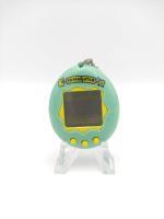 Tamagotchi Original P1/P2 Mint w/ yellow Bandai Japan 1997 Boutique-Tamagotchis 3