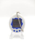 Tamagotchi Original P1/P2 White w/ blue Original Bandai 1997 Boutique-Tamagotchis 3