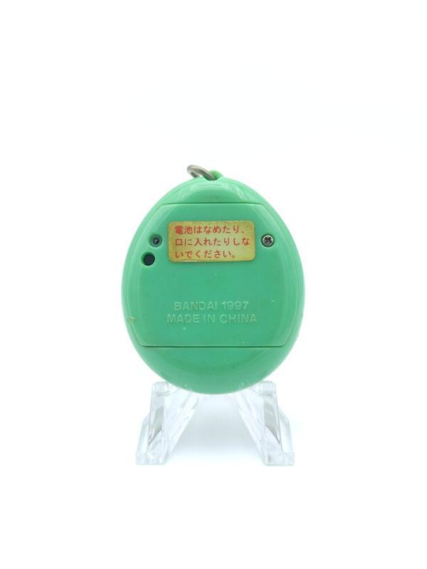 Tamagotchi Original P1/P2 Mint w/ yellow Bandai Japan 1997 Boutique-Tamagotchis 3