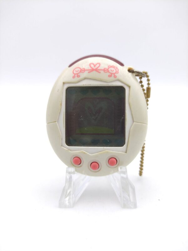 Tamagotchi Plus Connection Version 1 Shiny White bandai Boutique-Tamagotchis 2