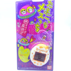 Tamagotchi Osutchi Mesutchi White w/ orange Bandai japan boxed Boutique-Tamagotchis 7