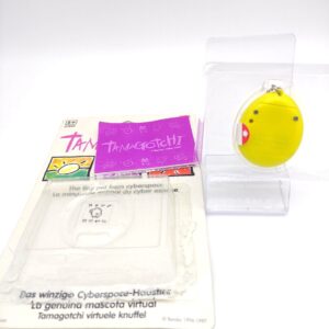 Tamagotchi Original P1/P2 yellow w/ orange Bandai 1997 English Boutique-Tamagotchis 2
