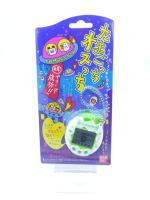 Tamagotchi Osutchi Mesutchi White w/ green Bandai japan boxed Boutique-Tamagotchis 3