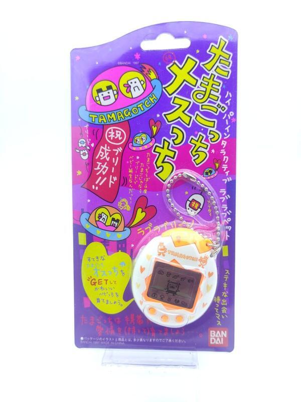 Tamagotchi Osutchi Mesutchi White w/ orange Bandai japan boxed Boutique-Tamagotchis 2