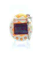Tamagotchi Osutchi Mesutchi White w/ orange Bandai japan Boutique-Tamagotchis 3