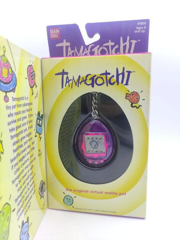 Tamagotchi Original P1/P2 purple w/ pink Bandai 1997 English Boutique-Tamagotchis 2