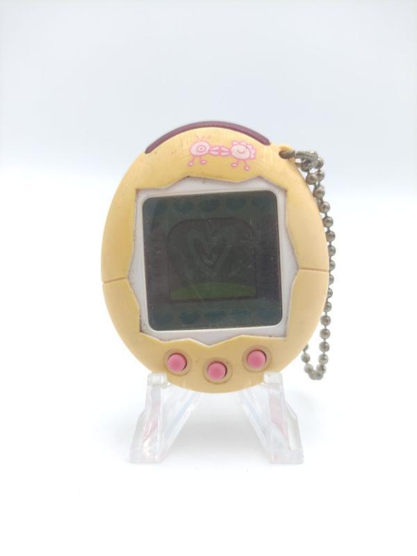 Tamagotchi Plus Connection Version 1 Pink bandai Boutique-Tamagotchis 2 Tamagotchi Plus Connection Version 1 Pink bandai Boutique-Tamagotchis 2