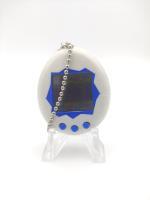 Tamagotchi Original P1/P2 White w/ blue Original Bandai 1997 Boutique-Tamagotchis 3