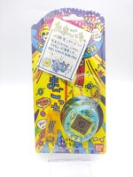 Tamagotchi Original P1/P2 Teal w/ yellow Bandai Japan 1997 Boutique-Tamagotchis 3