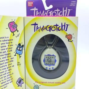 Tamagotchi Original P1/P2 white w/ blue Bandai 1997 English Boutique-Tamagotchis