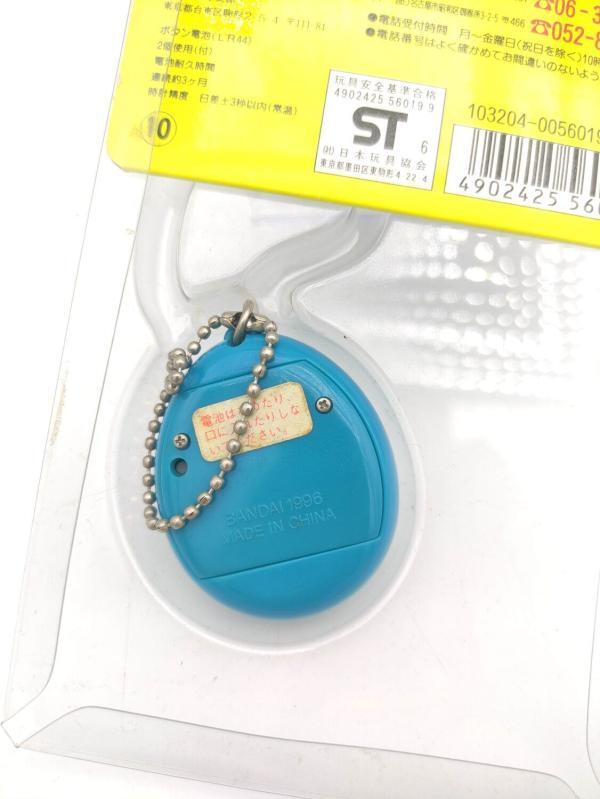 Tamagotchi Original P1/P2 Teal w/ yellow Bandai Japan 1997 Boutique-Tamagotchis 4